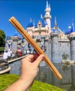 Frozen Theme Park–Style Cinnamon Churros - Image 2